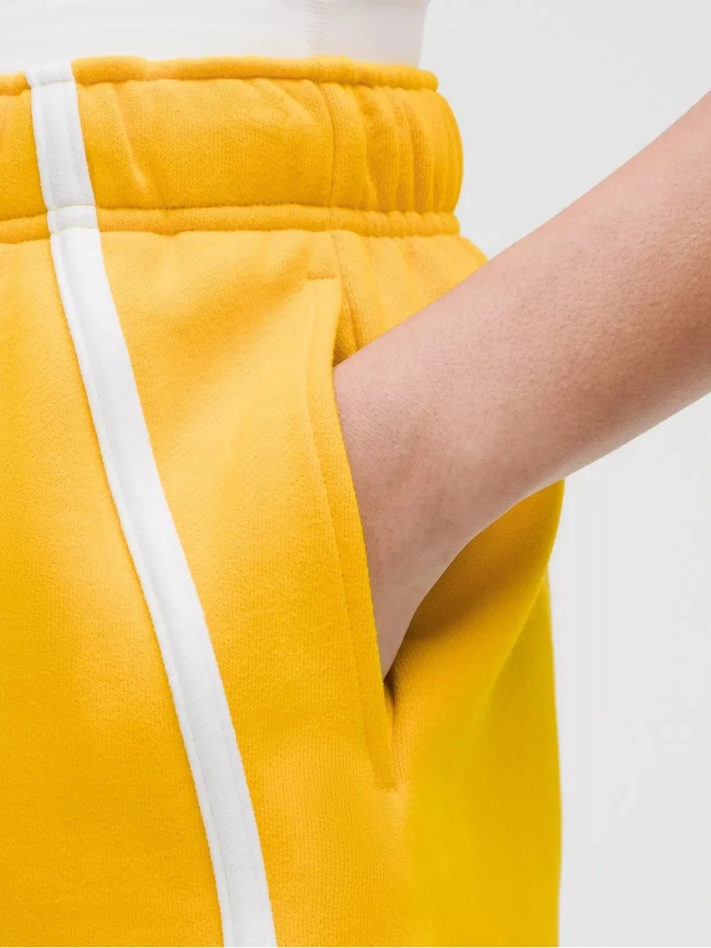 NWT Lululemon Yellow Elastic-Waist Bottoms